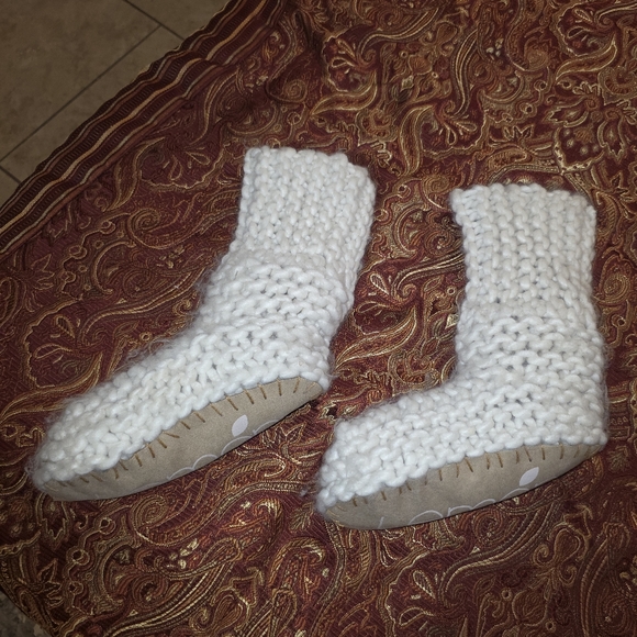 Lemon Shoes - Lemon Knit Slipper Socks Cream Suede Sole Womens M/L Cozy House Shoes